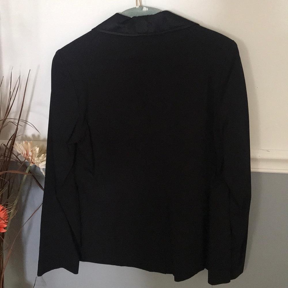 Jacket - Picture 2 of 5